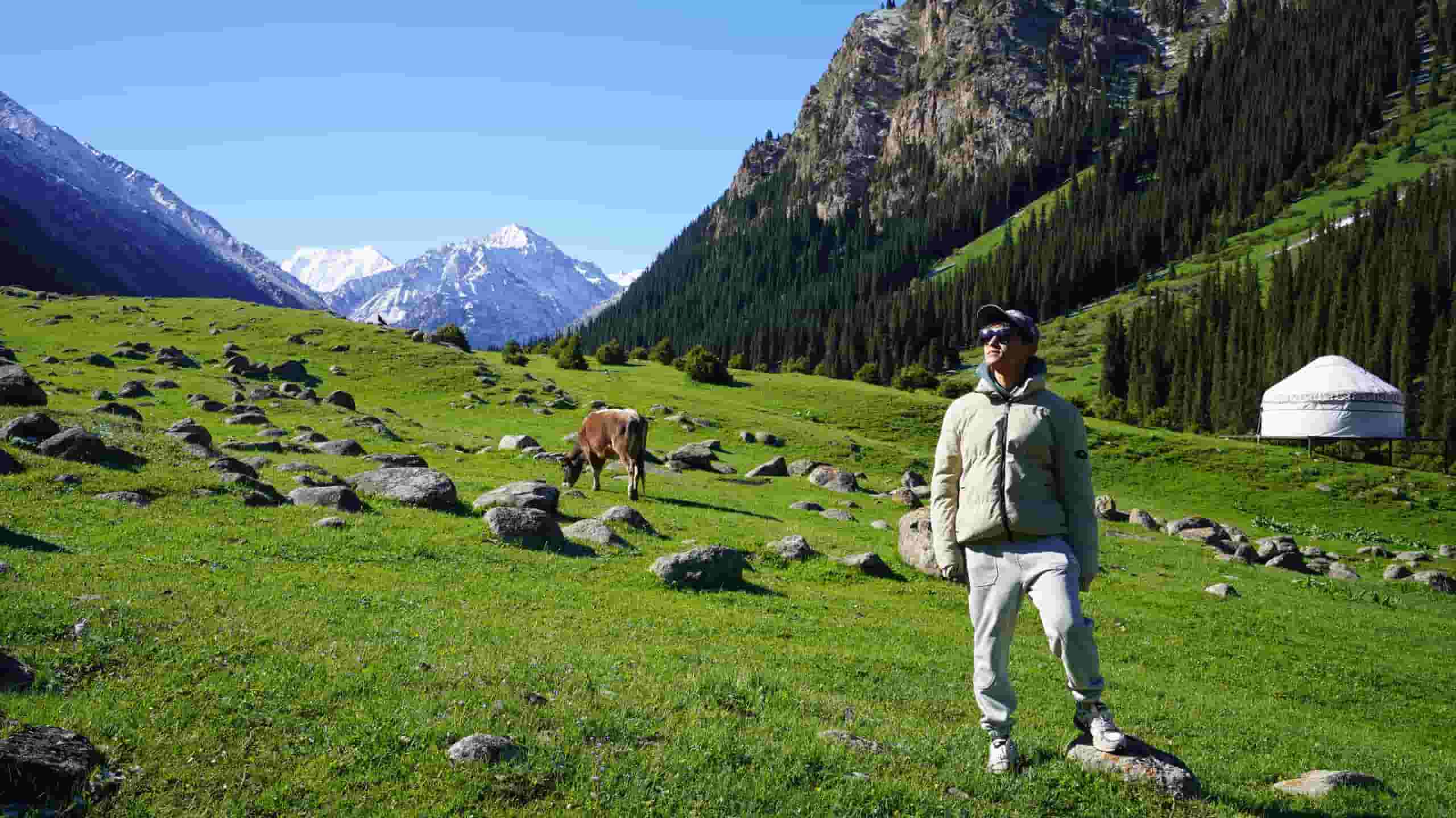 Урозматов Алымбек на Алтын Арашане