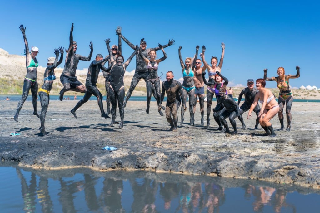 Mud therapy at Dead Lake