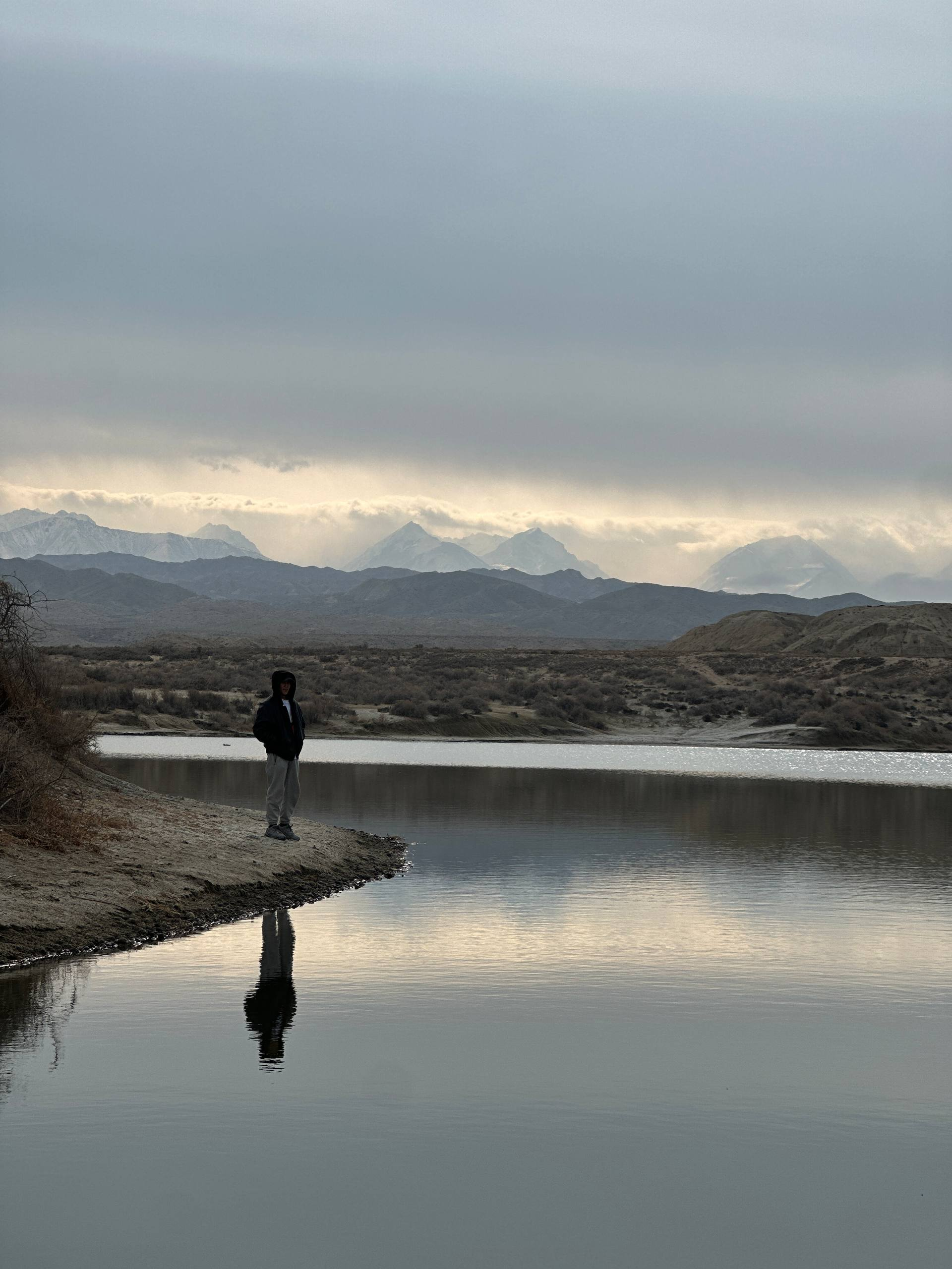 Posing in Dead Lake